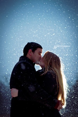 Snowy Night Engagement Shoot in Richmond Virginia - Image Property of www.j-dphoto.com
