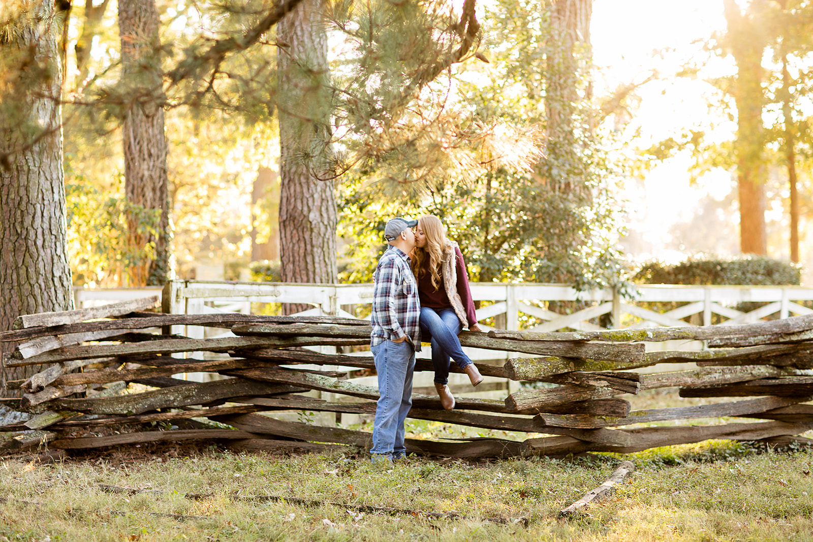 Morgan  Davids Colonial Williamsburg Engagement Shoot - Image Property of www.j-dphoto.com