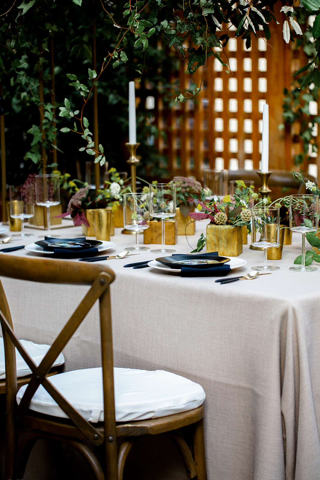 7 Micro Wedding Tabletop Inspirations For Backyard and Intimate Weddings - Image Property of www.j-dphoto.com
