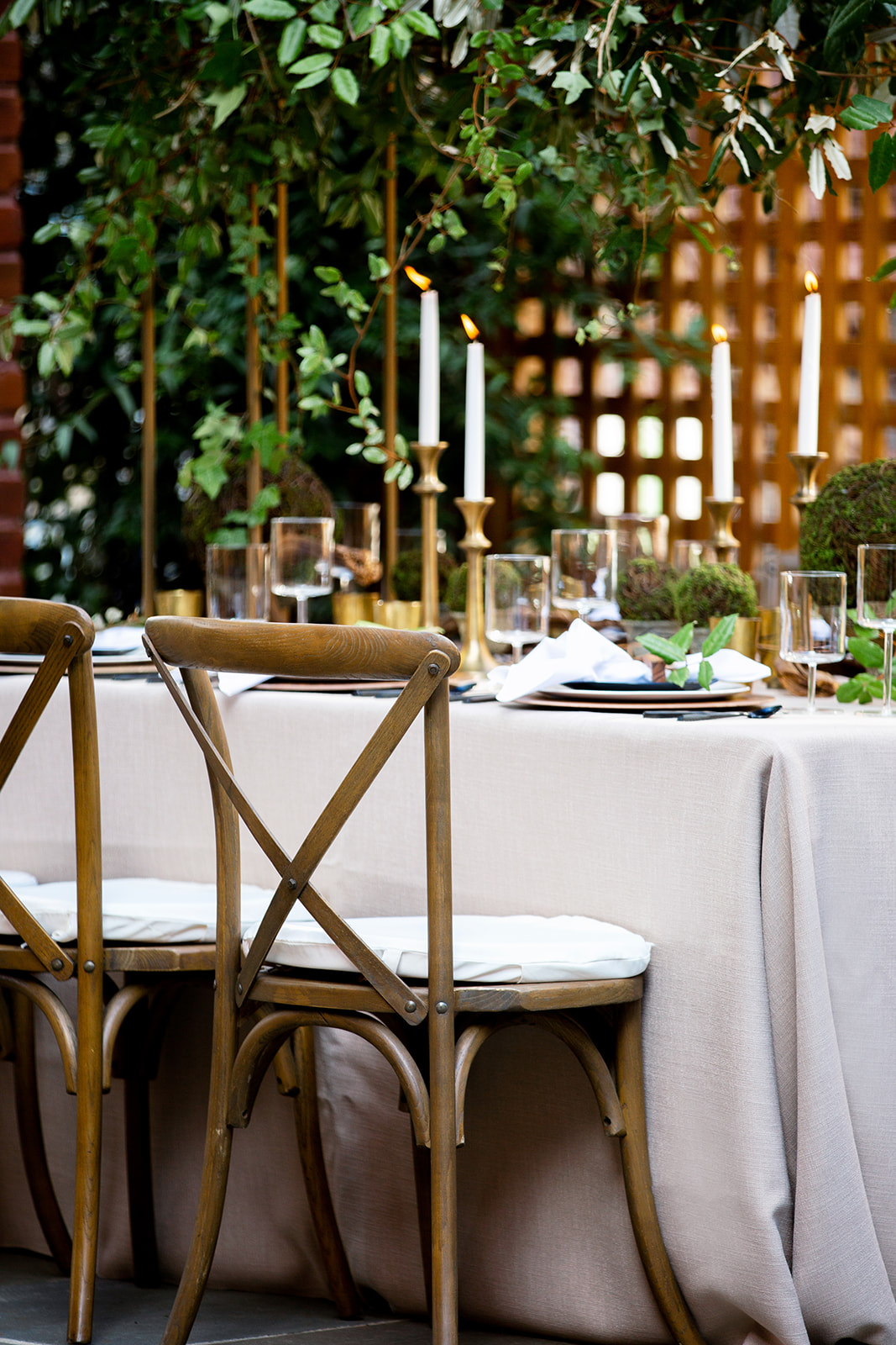 7 Micro Wedding Tabletop Inspirations For Backyard and Intimate Weddings - Image Property of www.j-dphoto.com