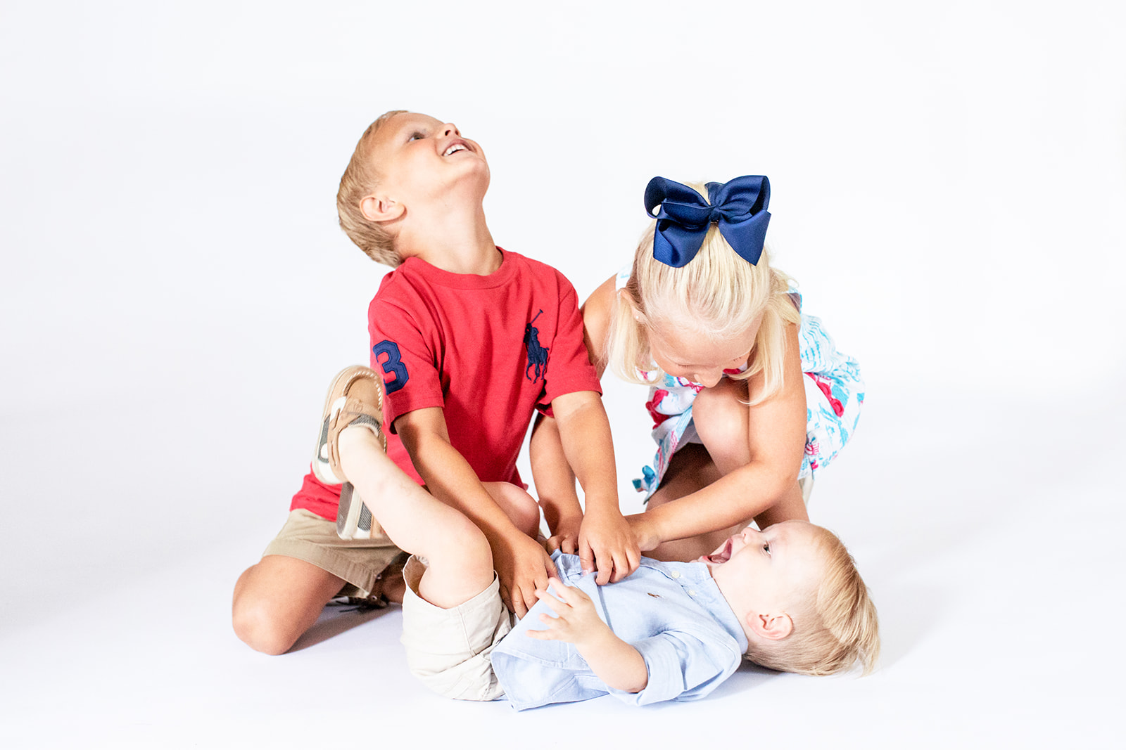 Sibling Love Studio Photo Shoot - Image Property of www.j-dphoto.com