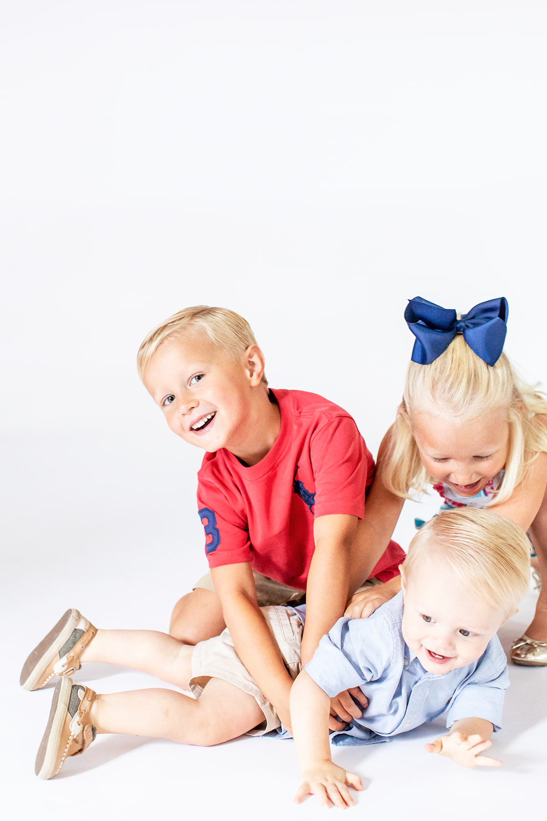 Sibling Love Studio Photo Shoot - Image Property of www.j-dphoto.com
