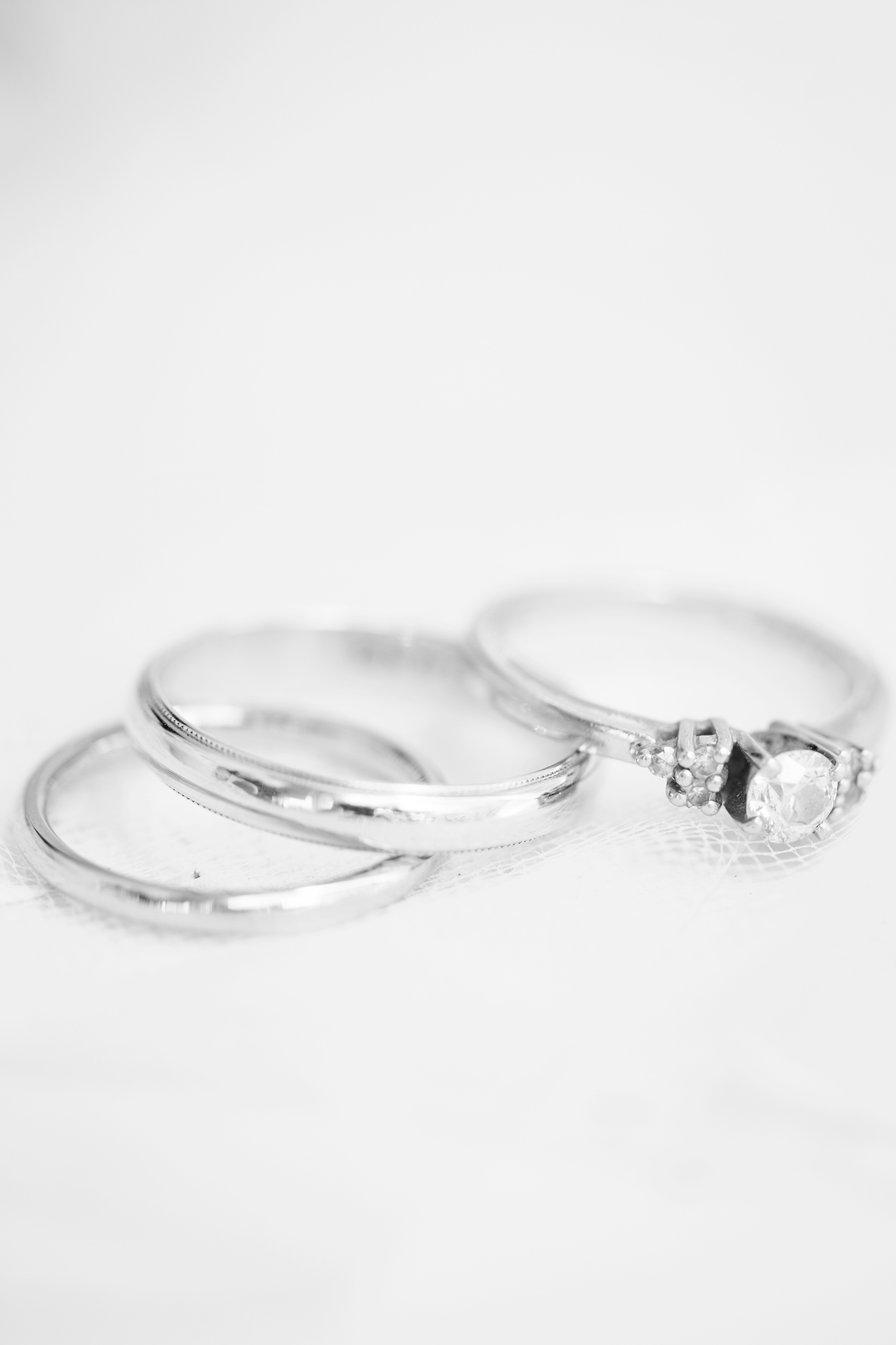 Summer Wedding at The Virginia Cliffe Inn - Image Property of www.j-dphoto.com