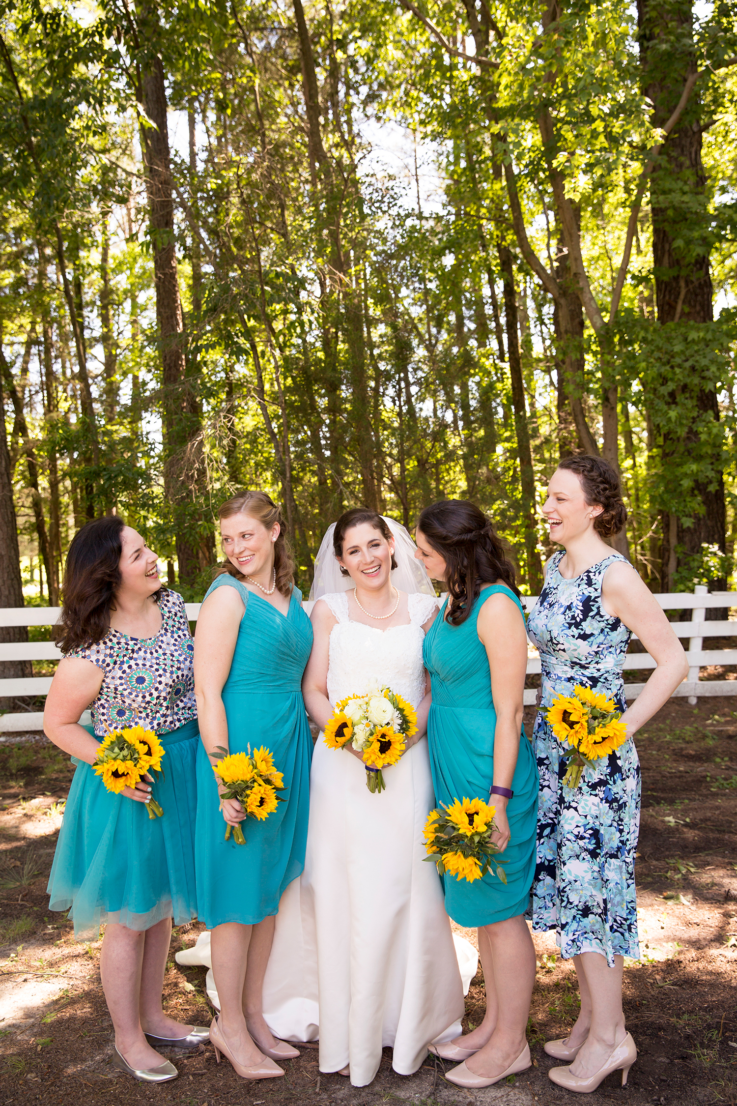 Summer Wedding at The Virginia Cliffe Inn - Image Property of www.j-dphoto.com