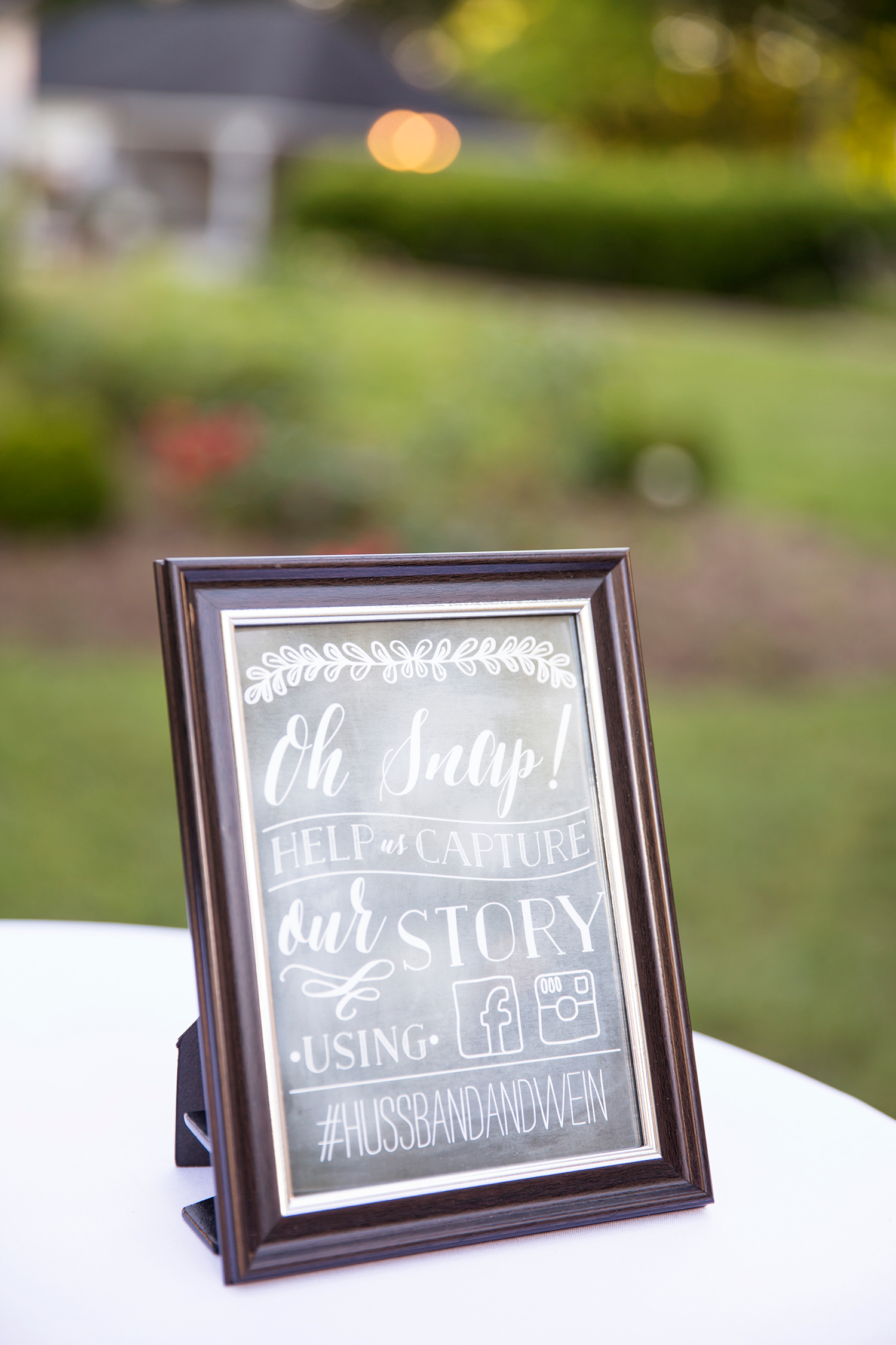 Summer Wedding at The Virginia Cliffe Inn - Image Property of www.j-dphoto.com