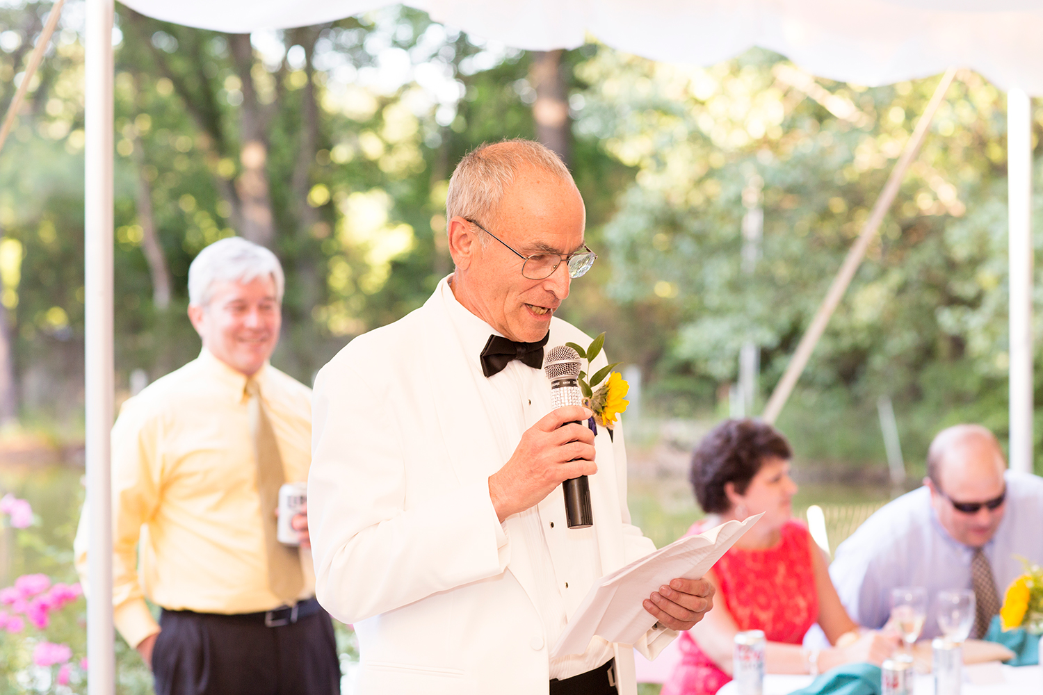 Summer Wedding at The Virginia Cliffe Inn - Image Property of www.j-dphoto.com