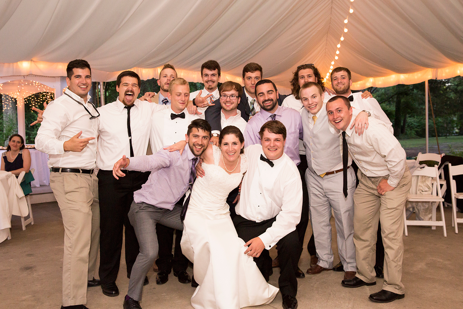 Summer Wedding at The Virginia Cliffe Inn - Image Property of www.j-dphoto.com