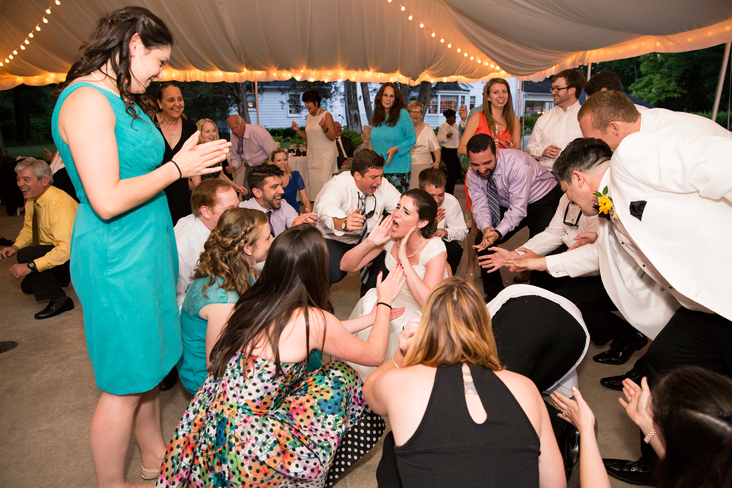 Summer Wedding at The Virginia Cliffe Inn - Image Property of www.j-dphoto.com