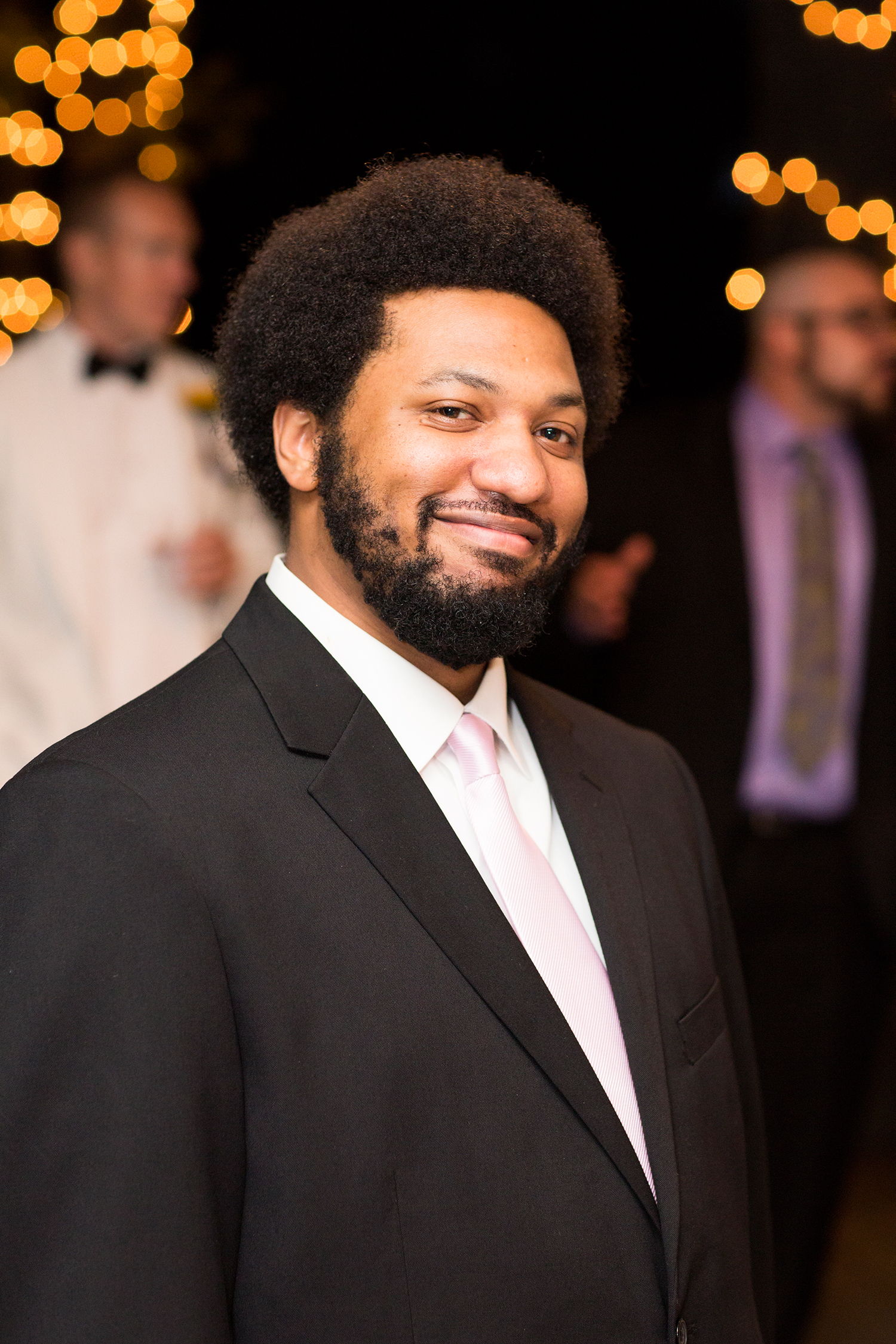 Summer Wedding at The Virginia Cliffe Inn - Image Property of www.j-dphoto.com