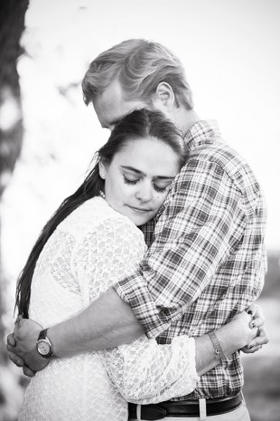 Rebecca  Johns Vineyard Engagement Session - Image Property of www.j-dphoto.com