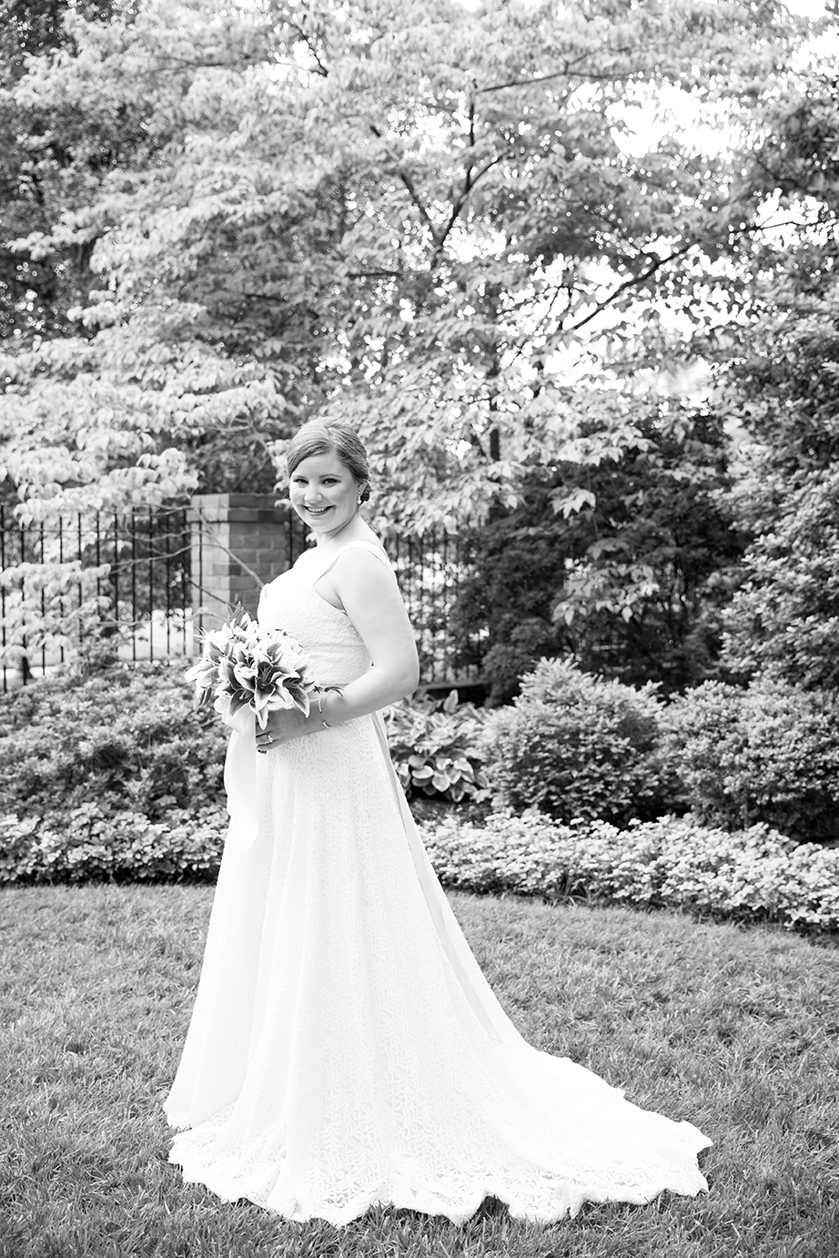 Riley  Walkers Tuckahoe Womans Club Wedding  - Image Property of www.j-dphoto.com