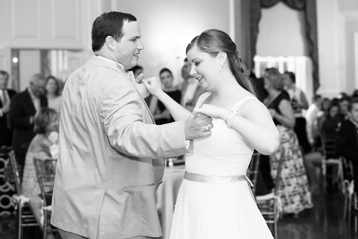 Riley  Walkers Tuckahoe Womans Club Wedding  - Image Property of www.j-dphoto.com