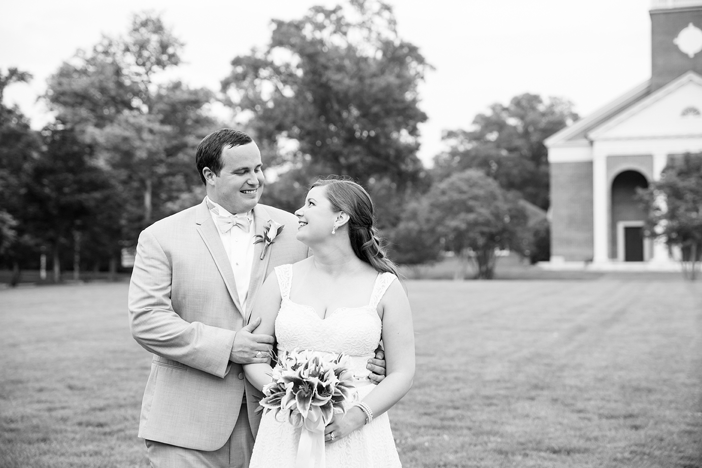 Riley  Walkers Tuckahoe Womans Club Wedding  - Image Property of www.j-dphoto.com