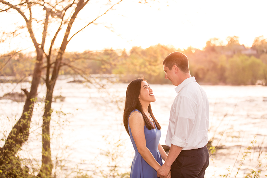 Rose  Daniels Belle Isle Engagement Session - Image Property of www.j-dphoto.com