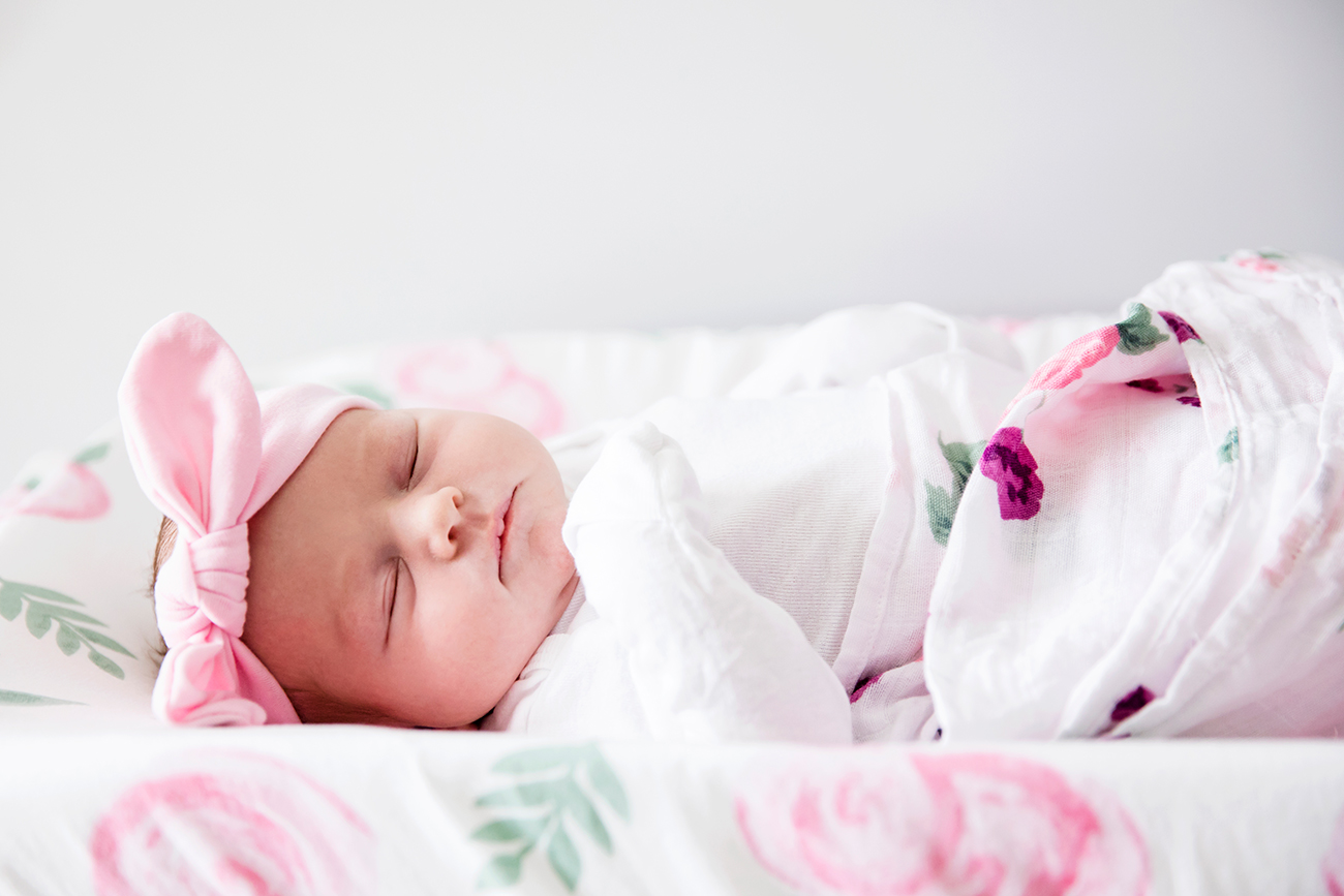 Baby Josephines Lifestyle Newborn Photos - Image Property of www.j-dphoto.com