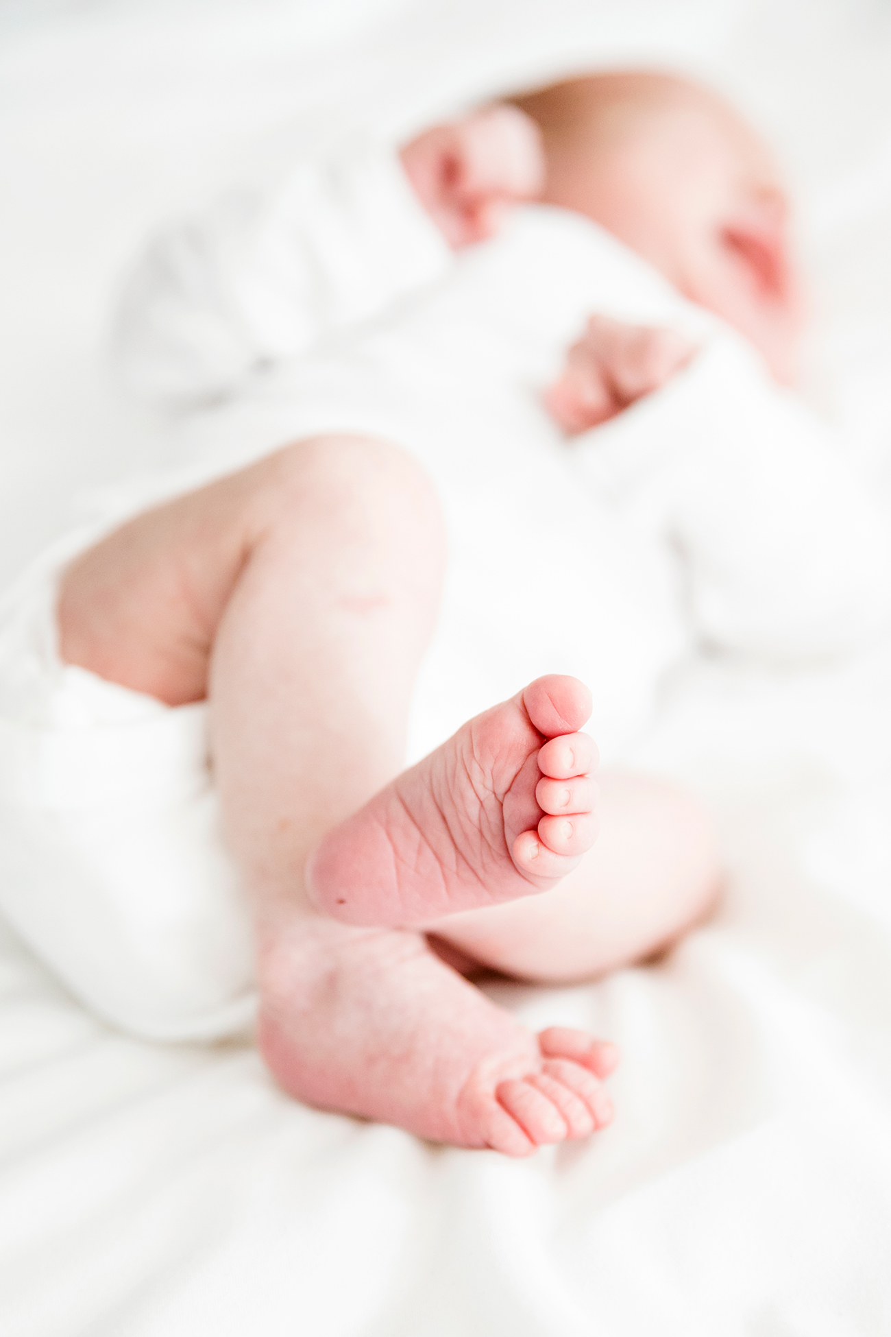 Baby Josephines Lifestyle Newborn Photos - Image Property of www.j-dphoto.com