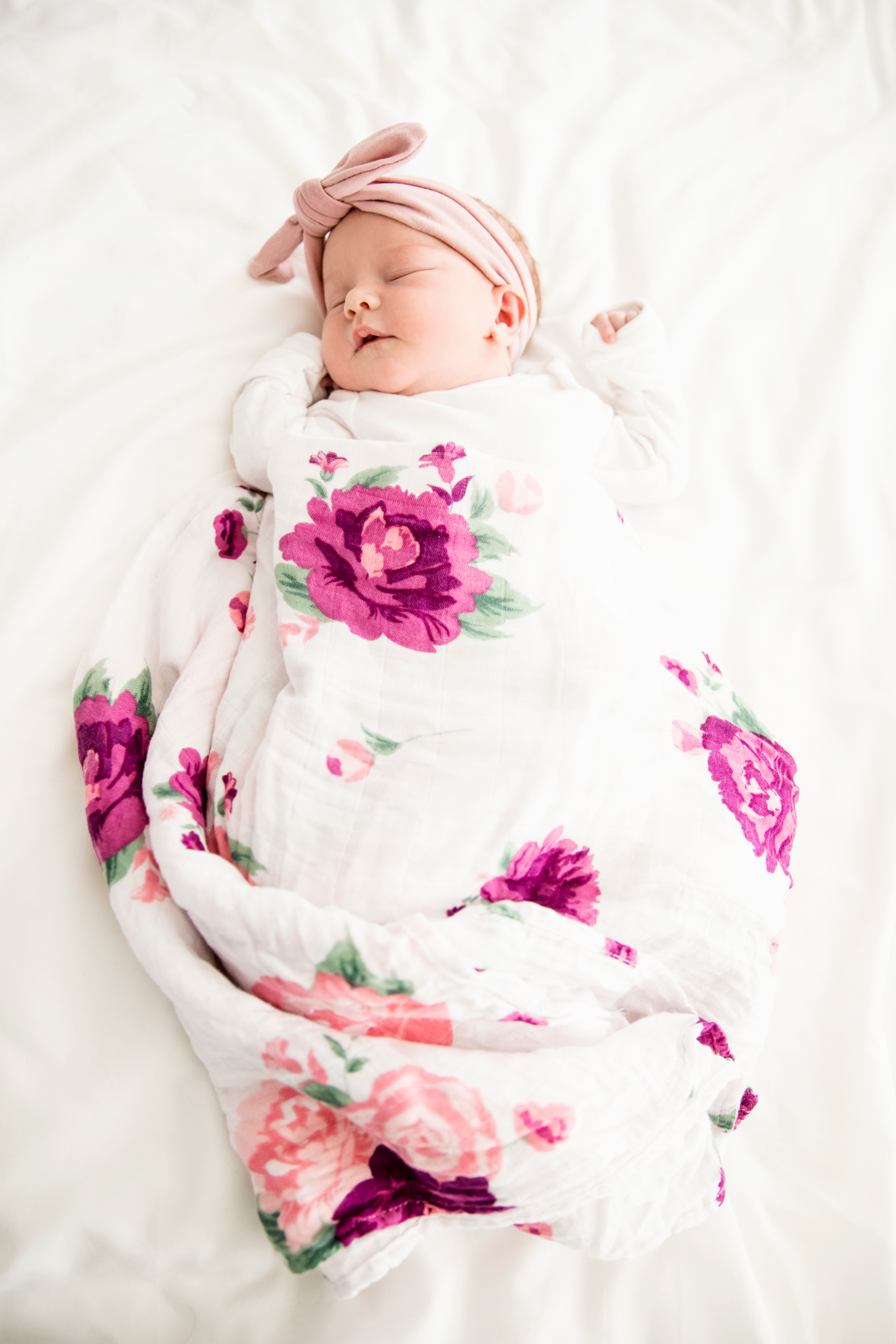 Baby Josephines Lifestyle Newborn Photos - Image Property of www.j-dphoto.com