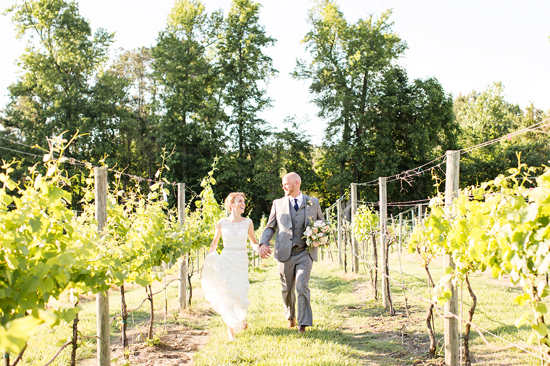 Brooke  Stevens Wedding at Ashton Creek Vineyard - Image Property of www.j-dphoto.com