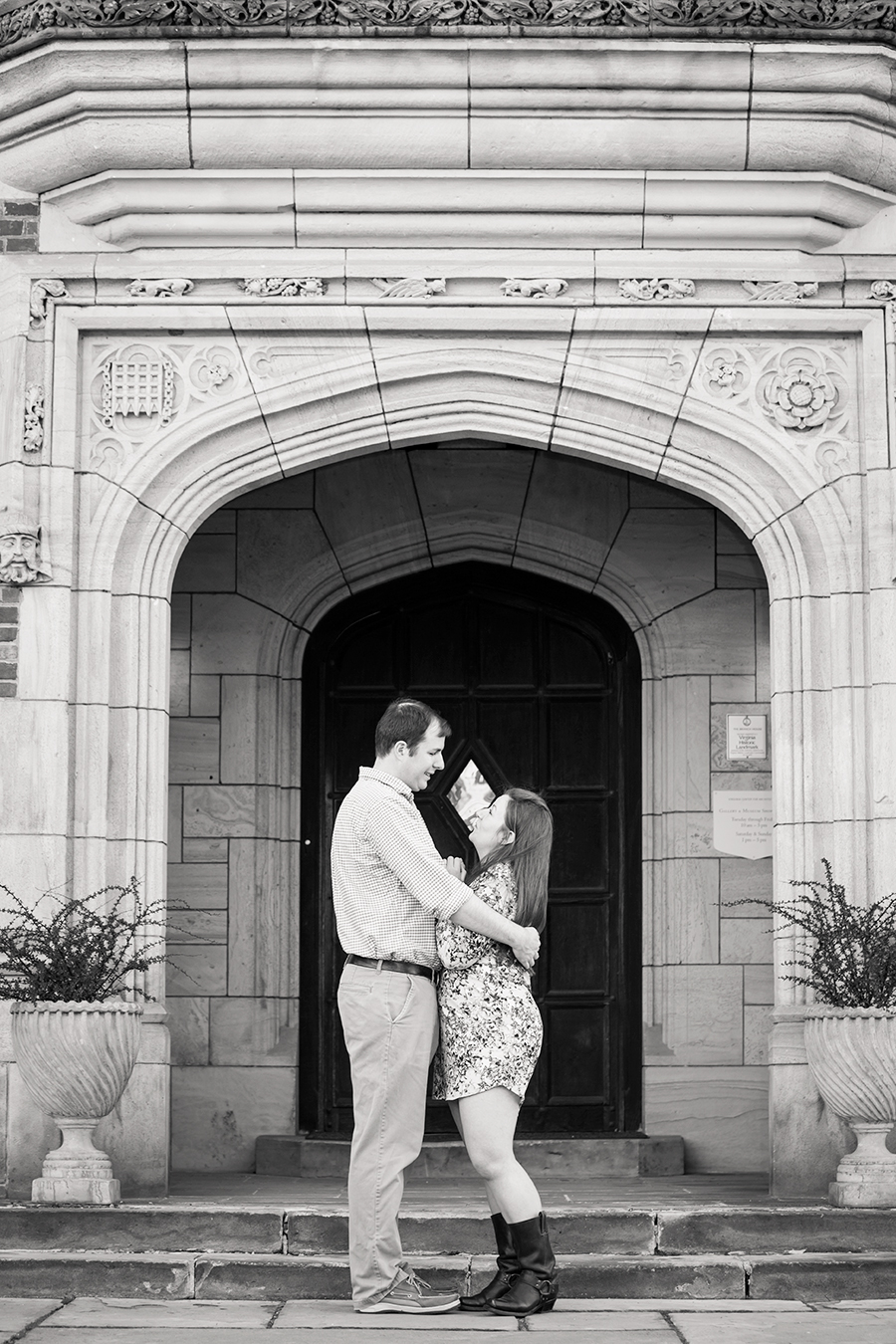 Chris  Sarahs Virginia Center for Architecture Engagement Shoot - Image Property of www.j-dphoto.com