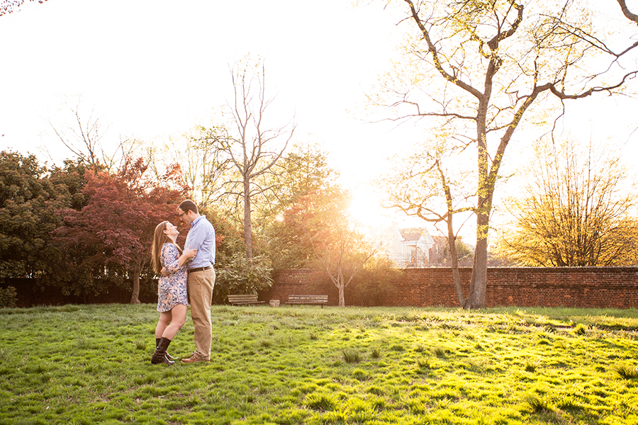 Chris  Sarahs Virginia Center for Architecture Engagement Shoot - Image Property of www.j-dphoto.com