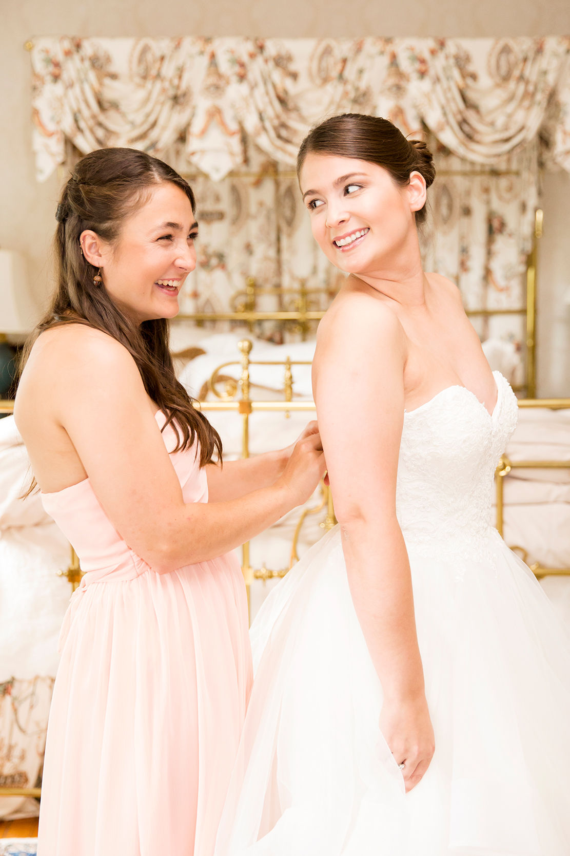 Sarah and Joshs Wedding at The Inn at Warner Hall - Image Property of www.j-dphoto.com