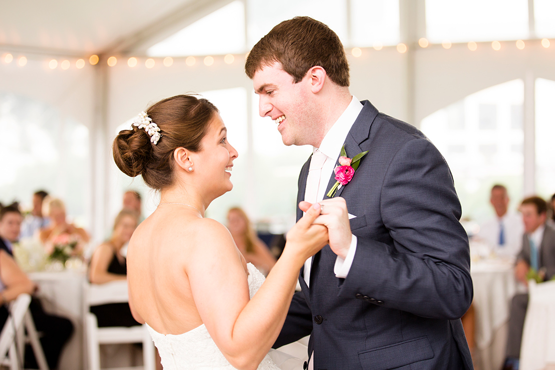 Sarah and Joshs Wedding at The Inn at Warner Hall - Image Property of www.j-dphoto.com