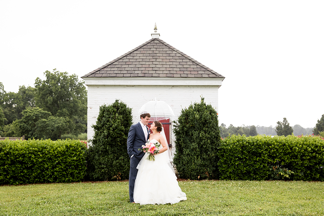 Sarah and Joshs Wedding at The Inn at Warner Hall - Image Property of www.j-dphoto.com