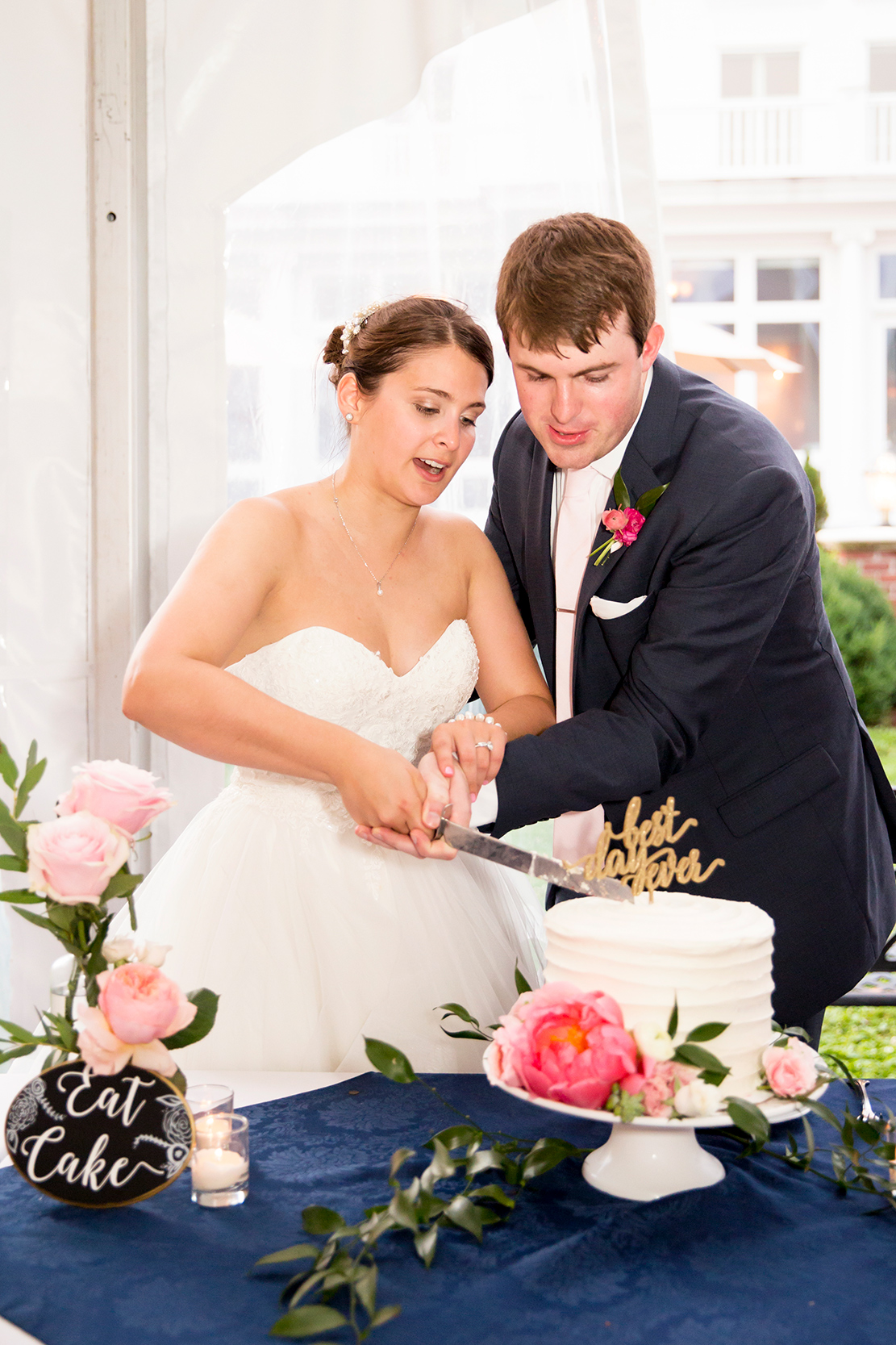 Sarah and Joshs Wedding at The Inn at Warner Hall - Image Property of www.j-dphoto.com