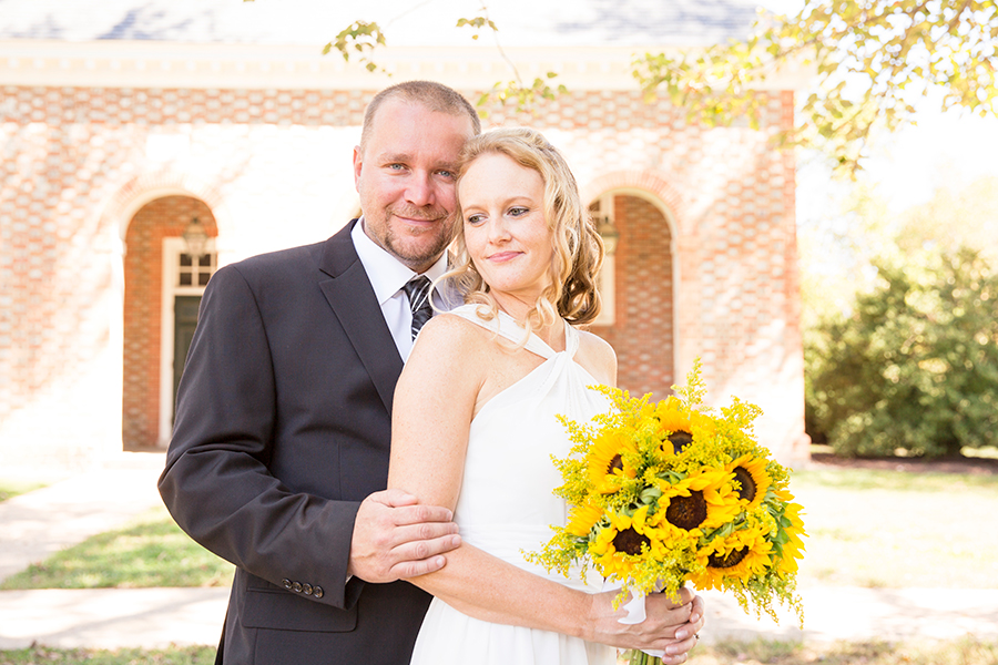 Fall Elopement at The Historic Hanover Court House - Image Property of www.j-dphoto.com