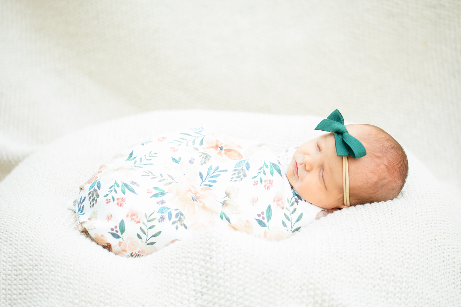 Outdoor Newborn Photos with the Turk Family - Image Property of www.j-dphoto.com