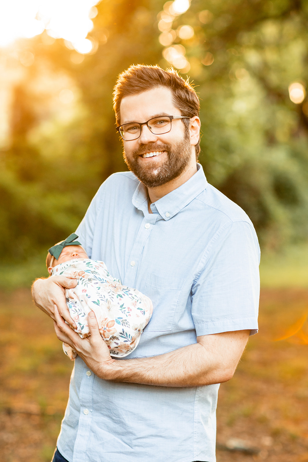 Outdoor Newborn Photos with the Turk Family - Image Property of www.j-dphoto.com