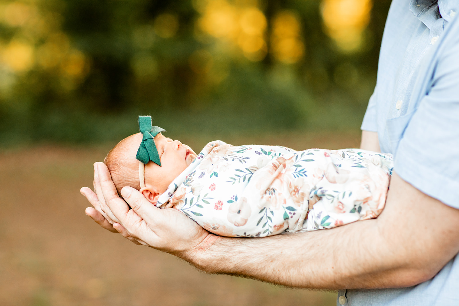 Outdoor Newborn Photos with the Turk Family - Image Property of www.j-dphoto.com