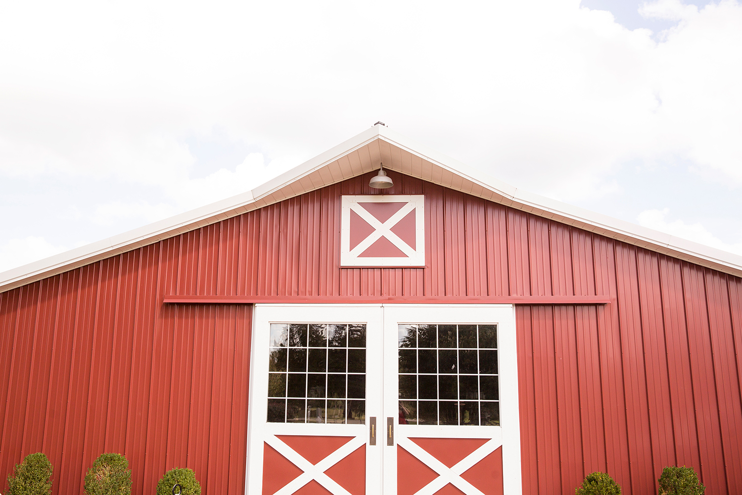 Catherine  Vinces Wedding at The Inn at New Kent Winery - Image Property of www.j-dphoto.com