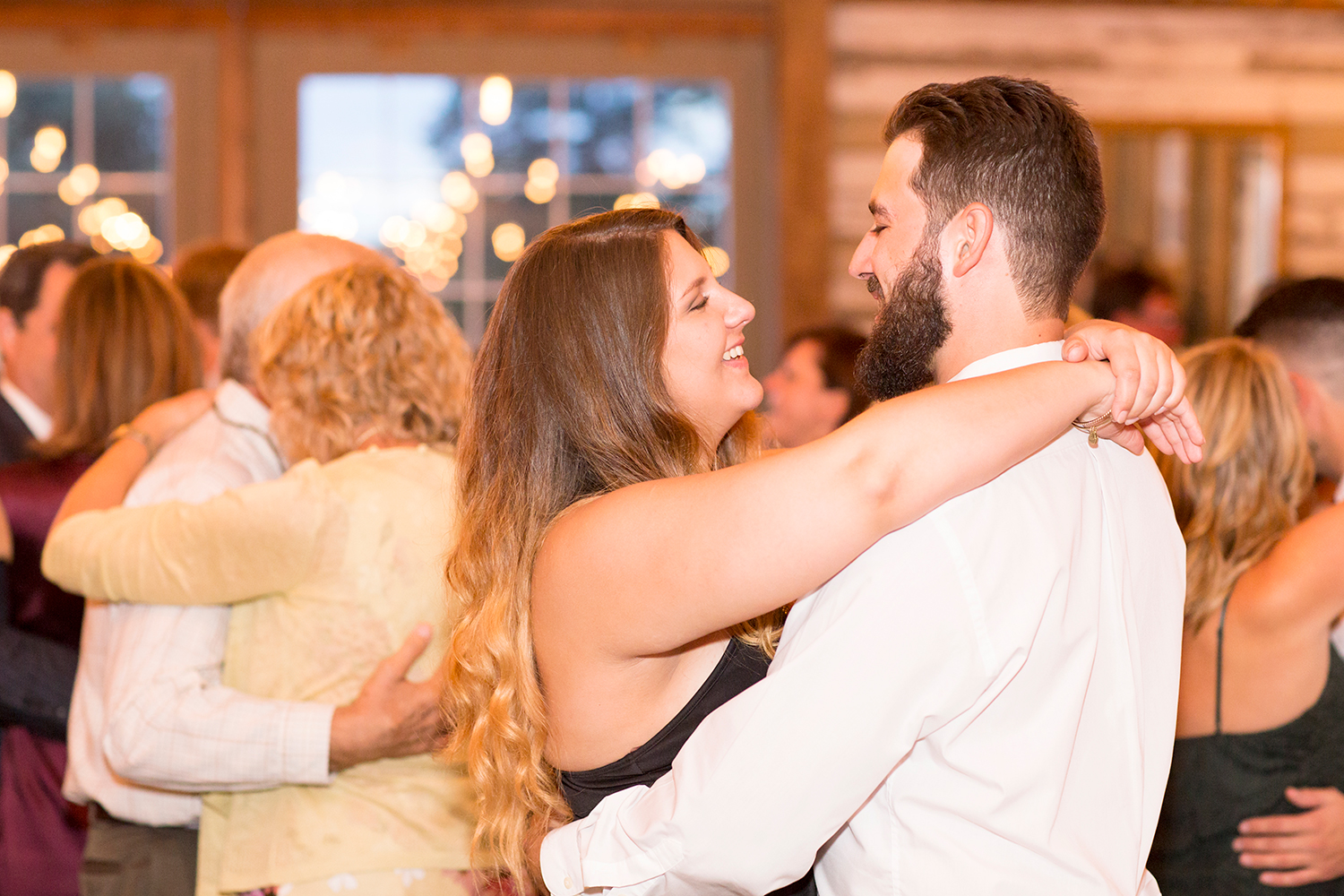 Catherine  Vinces Wedding at The Inn at New Kent Winery - Image Property of www.j-dphoto.com