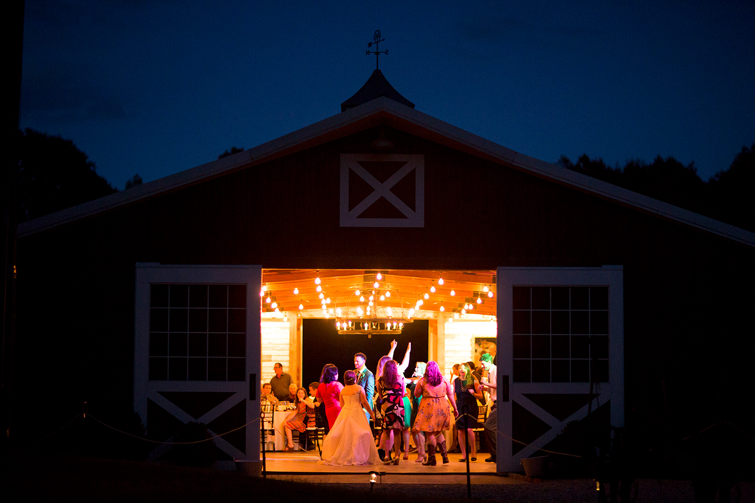 Catherine  Vinces Wedding at The Inn at New Kent Winery - Image Property of www.j-dphoto.com